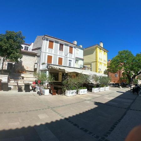 Apartmani Majetic Omišalj Eksteriør billede
