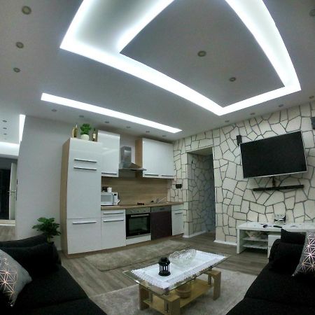 Apartmani Majetic Omišalj Eksteriør billede