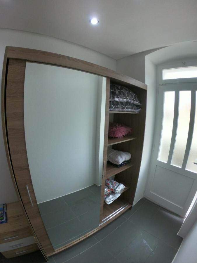 Apartmani Majetic Omišalj Eksteriør billede