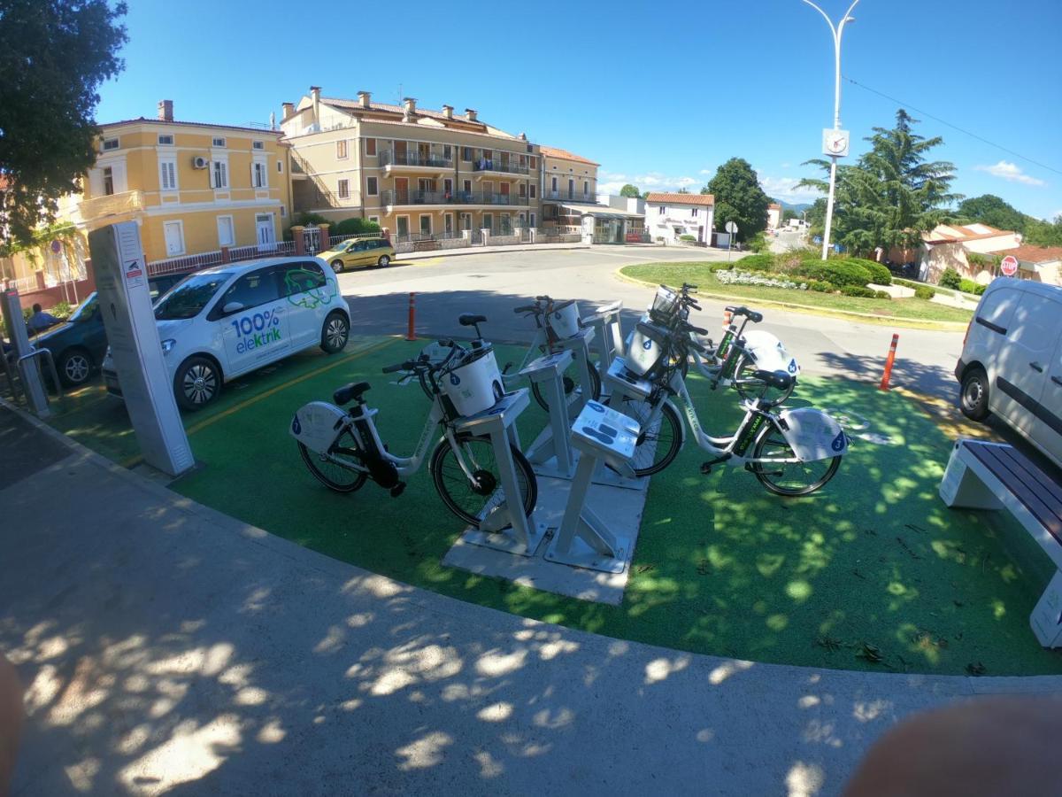 Apartmani Majetic Omišalj Eksteriør billede