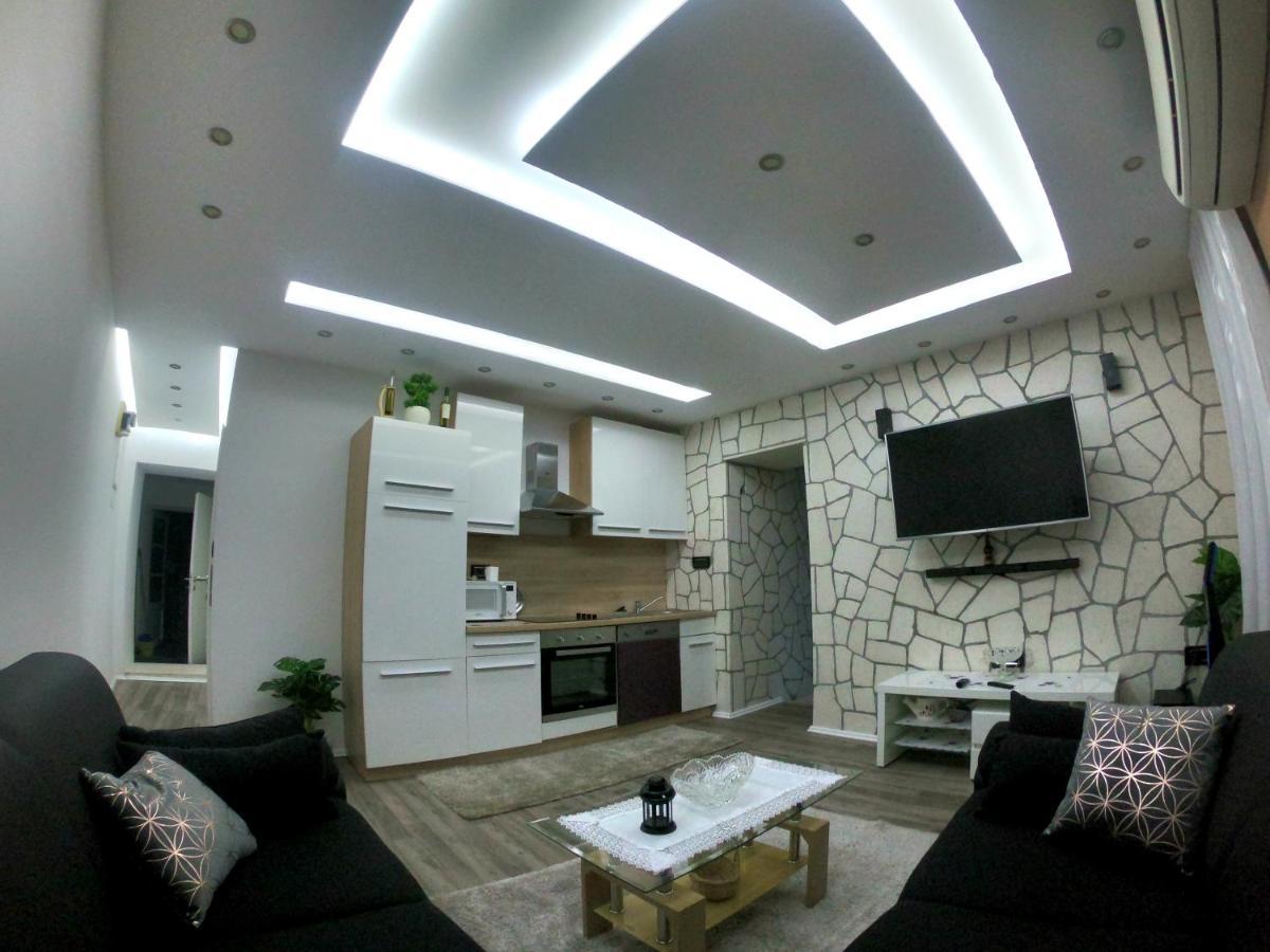 Apartmani Majetic Omišalj Eksteriør billede