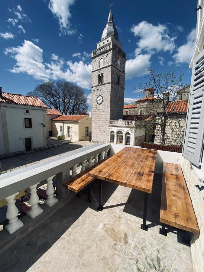 Apartmani Majetic Omišalj Eksteriør billede